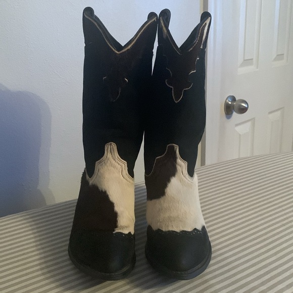 Women’s Cowhide Boots Size 7 - Picture 2 of 10
